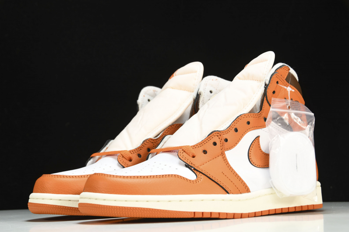 Jordan 1 Retro High OG Starfish