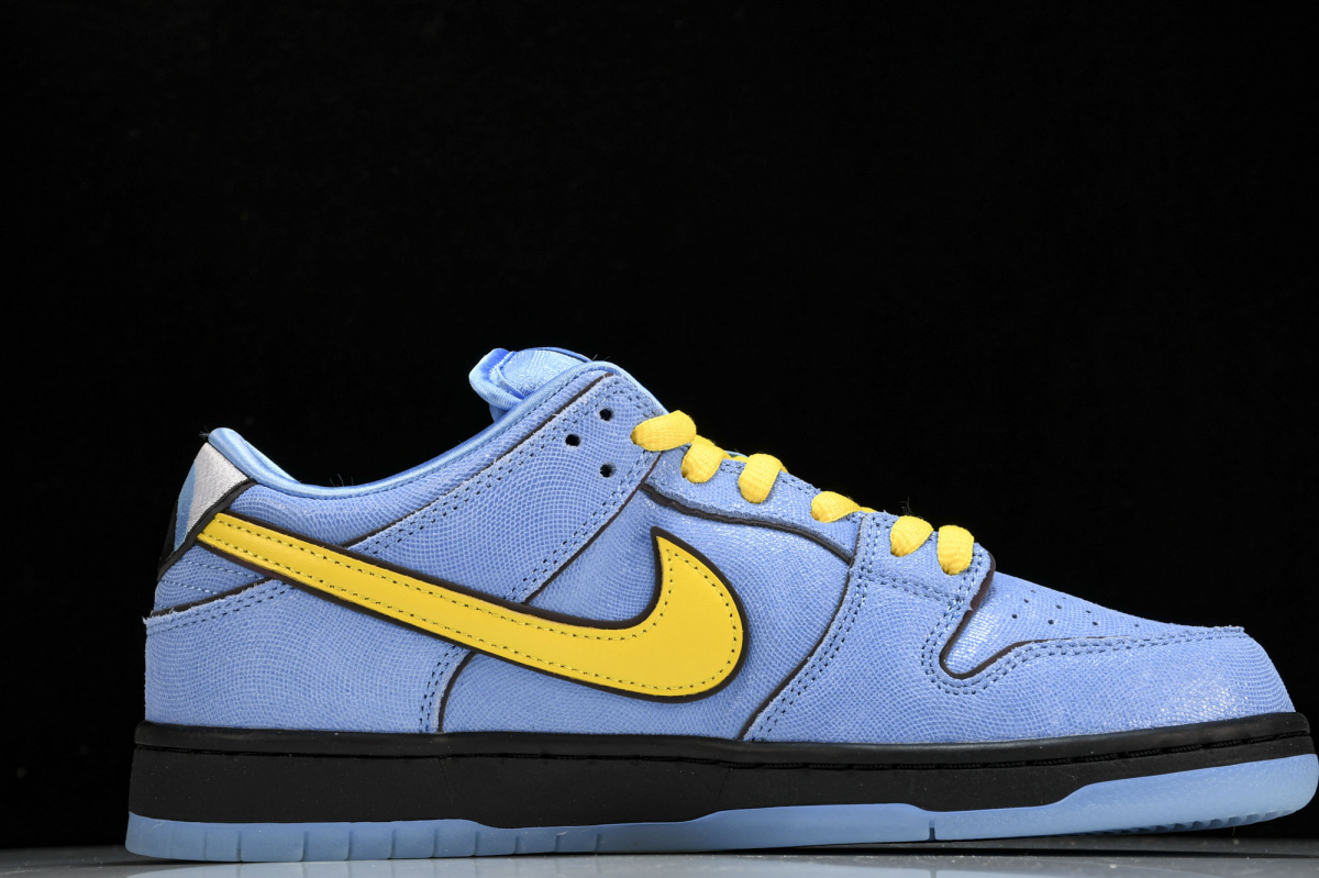 Nike SB Dunk Low x Powerpuff Girls "Bubbles"