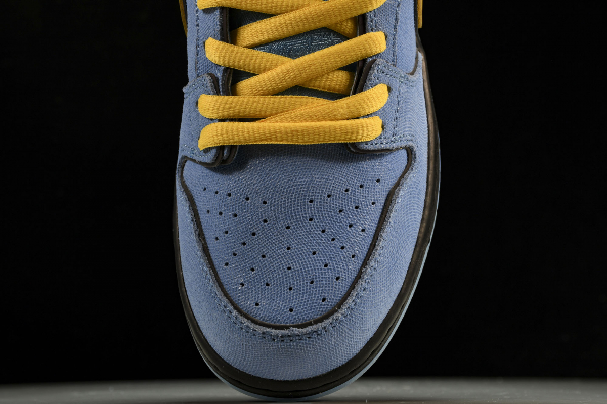 Nike SB Dunk Low x Powerpuff Girls "Bubbles"