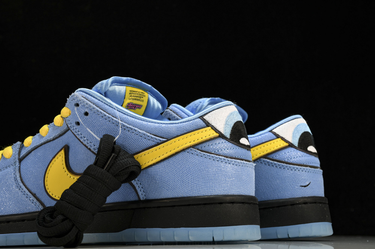 Nike SB Dunk Low x Powerpuff Girls "Bubbles"