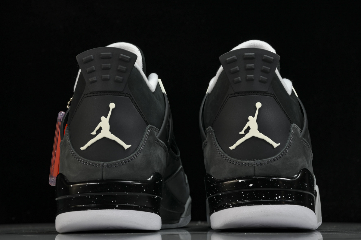 Jordan 4 Retro Fear Pack
