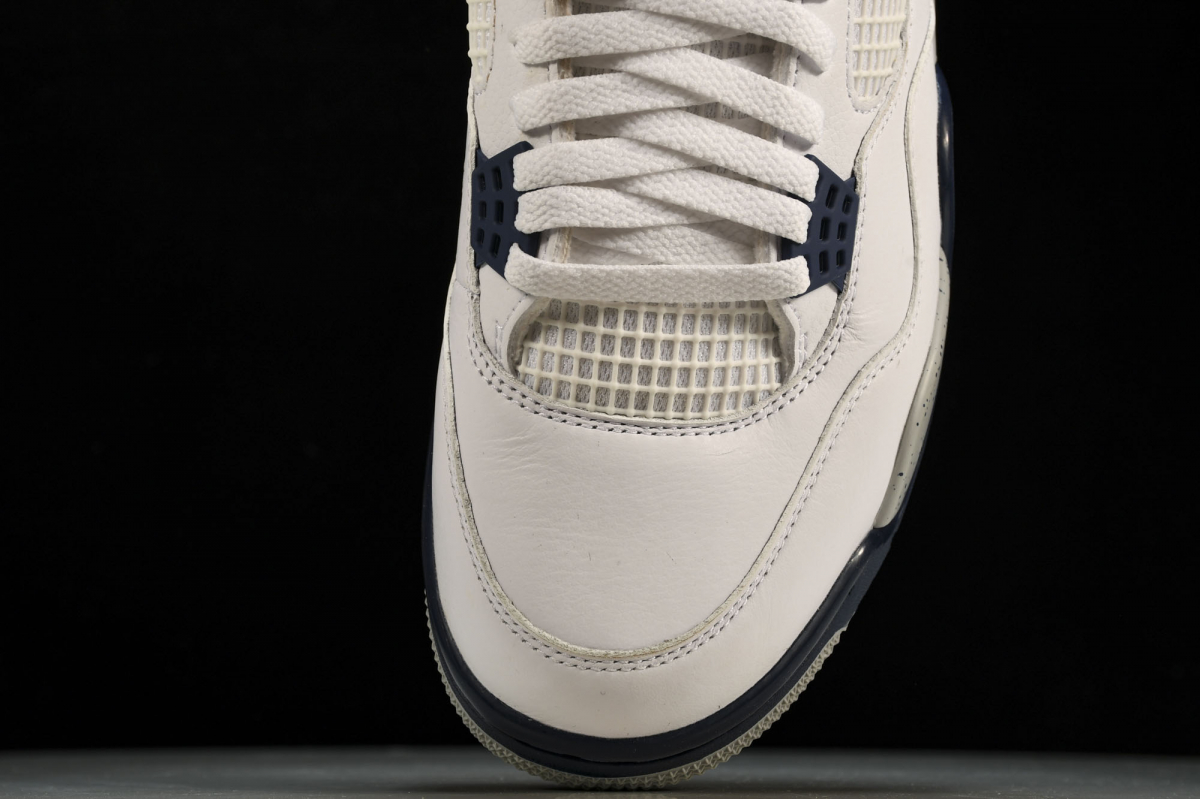 Jordan 4 Retro Midnight Navy