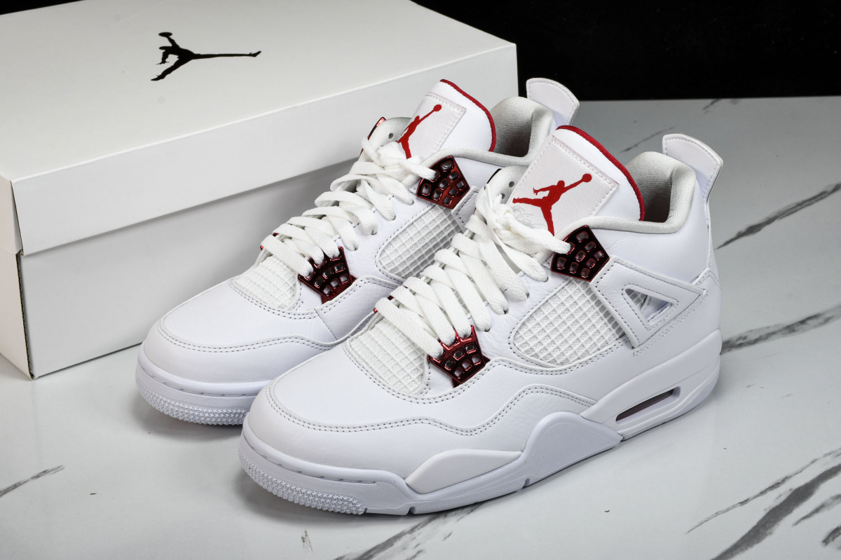 Jordan 4 Retro Metallic Red