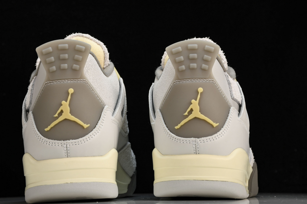 Jordan 4 Retro SE Craft Photon Dust