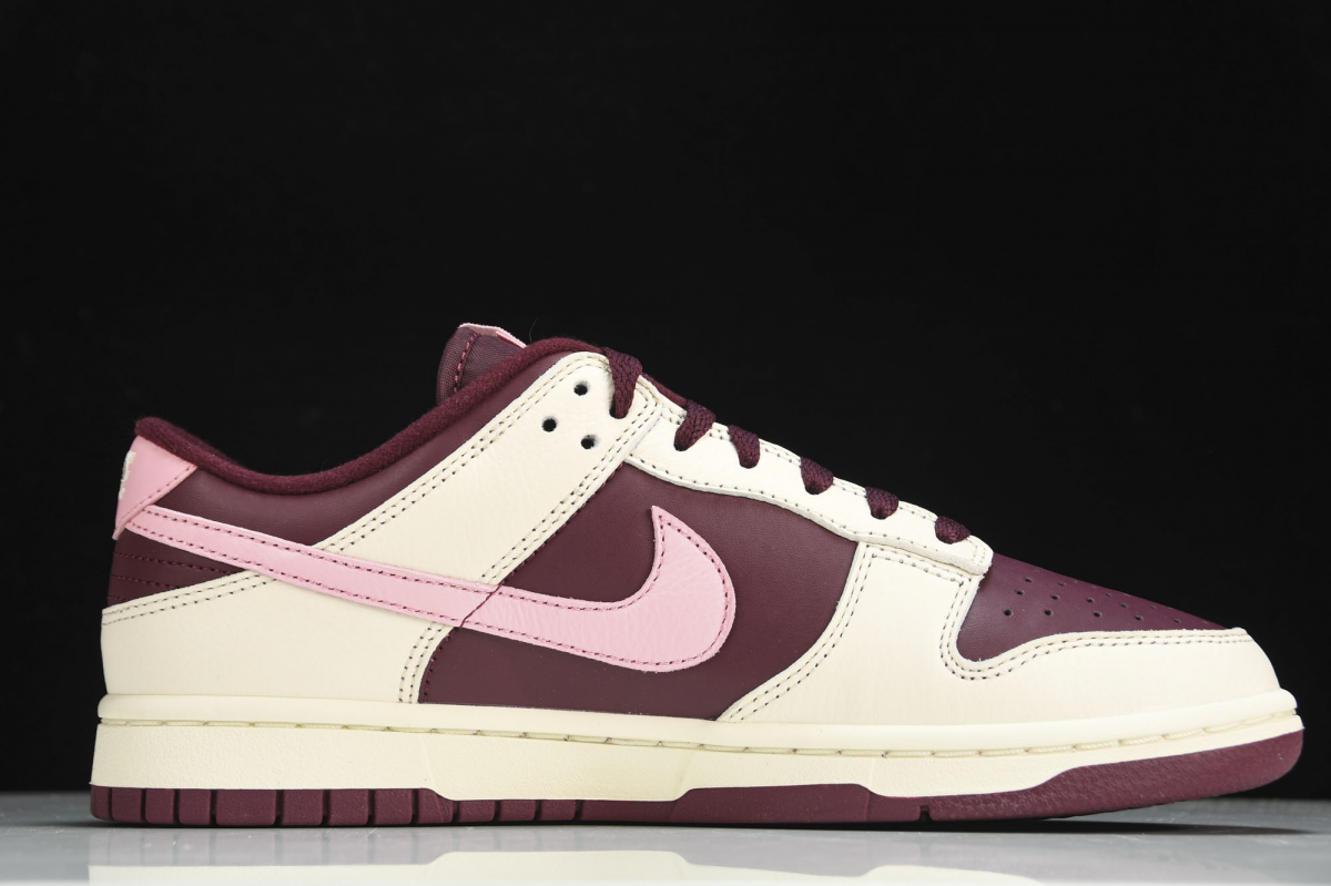 Nike Dunk Low Retro PRM Valentine