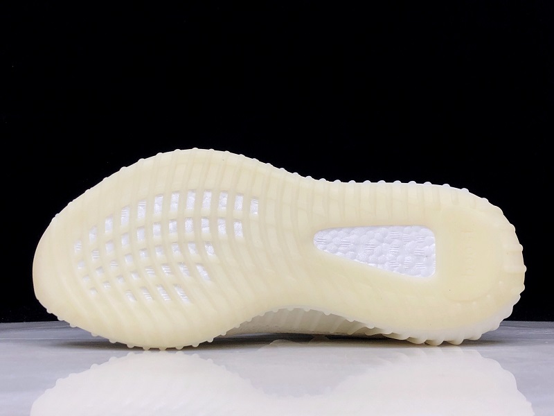 ad*s Y**zy boost 350 v2 cream