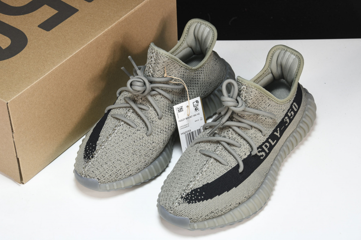 ad*s Y**zy boost 350 v2 granite