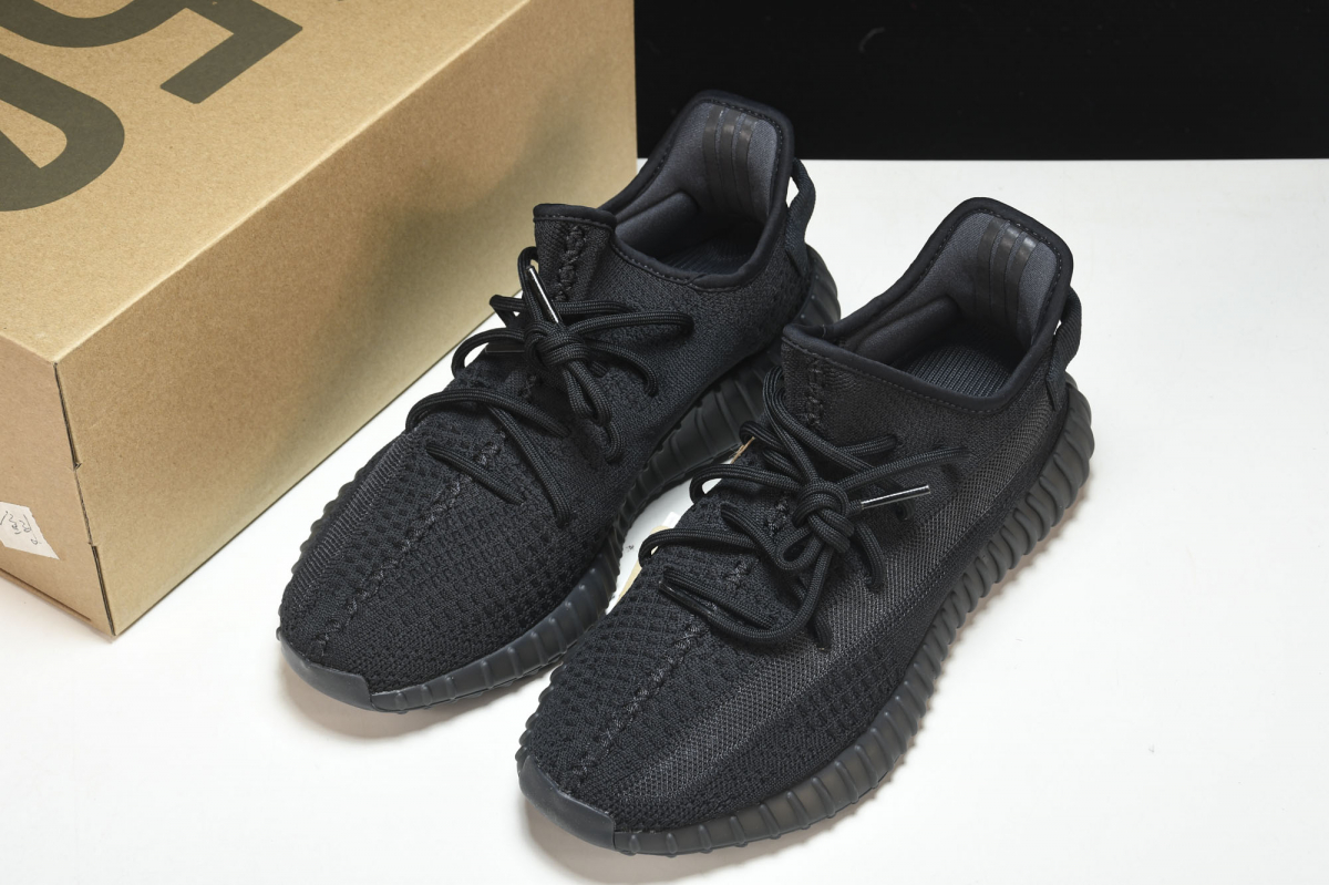 ad*s Y**zy boost 350 v2 onyx
