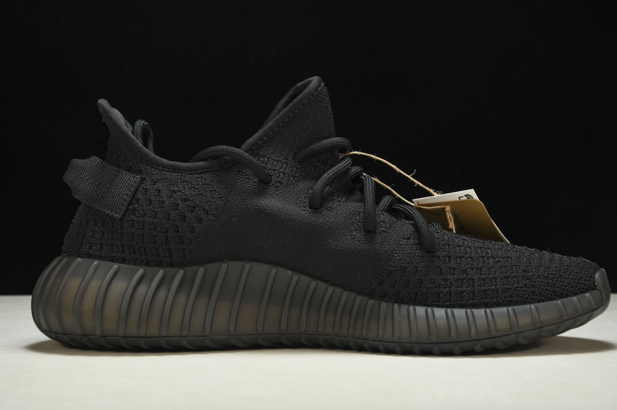 ad*s Y**zy boost 350 v2 onyx