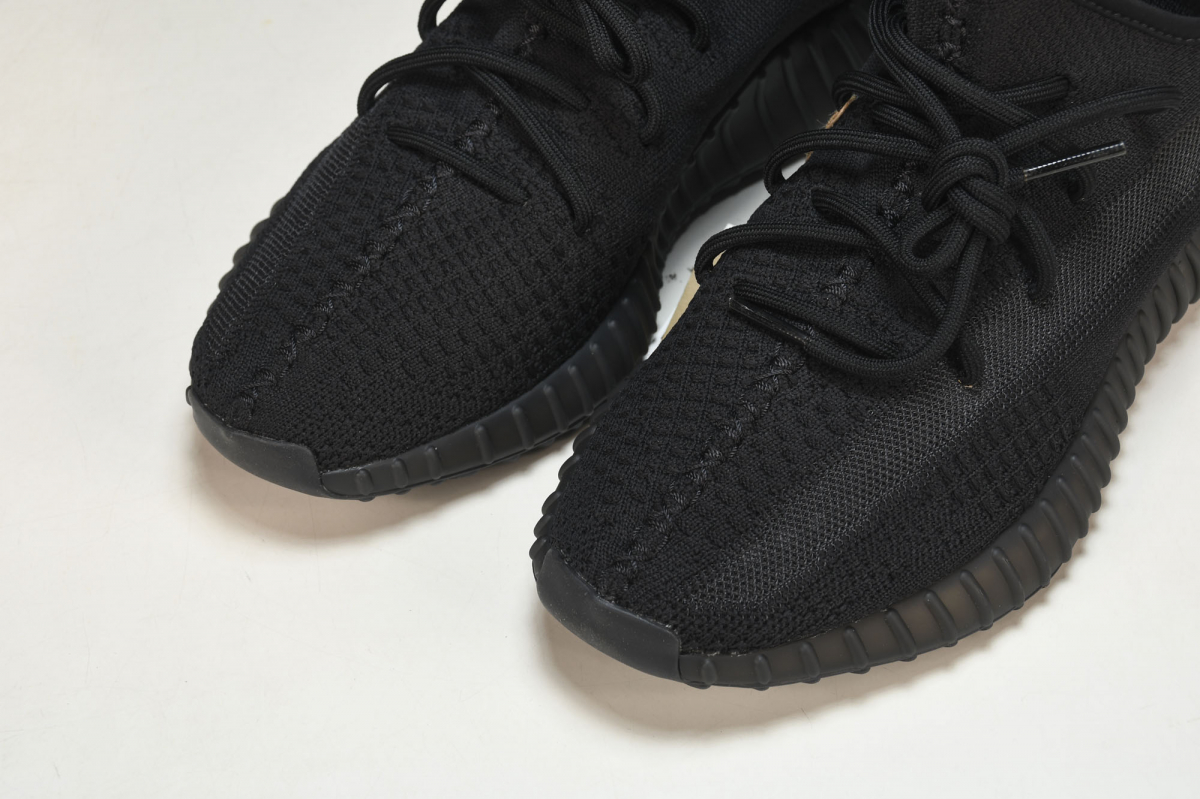 ad*s Y**zy boost 350 v2 onyx