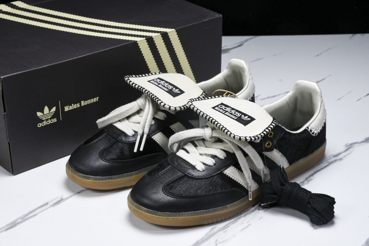 Ad*s samba pony tonal wales bonner core black