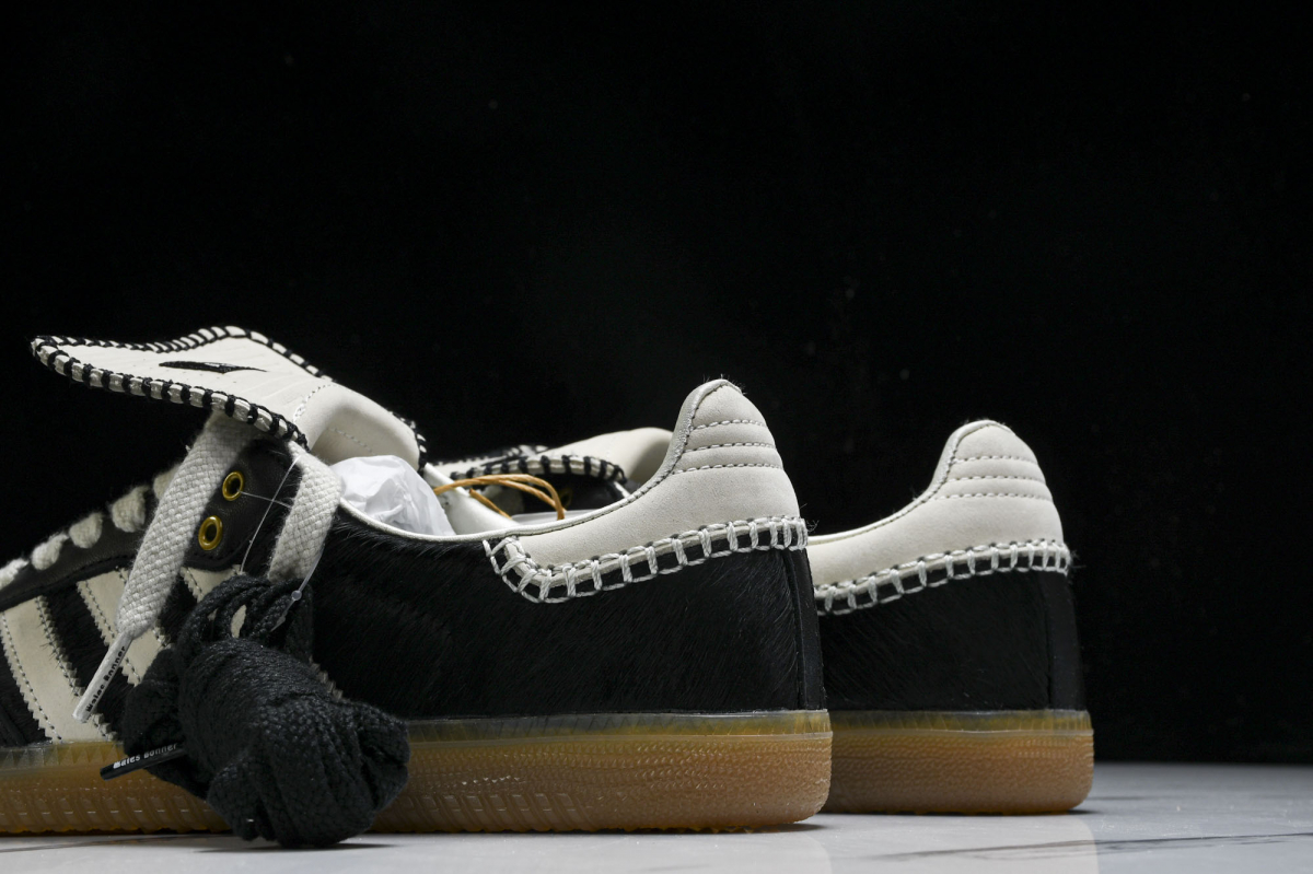 Ad*s samba pony tonal wales bonner core black