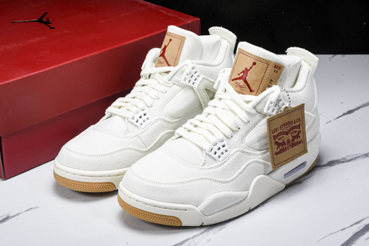Jordan 4 Retro Levi