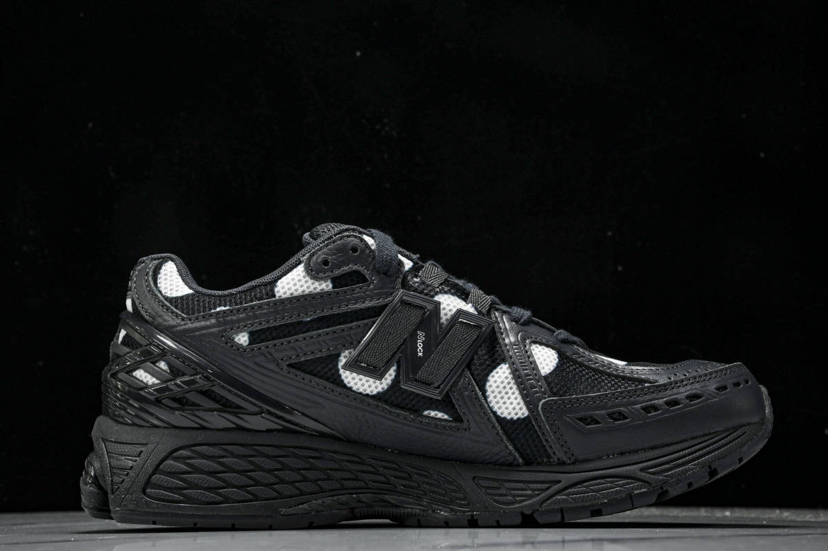 New Balance 1906R Polka Dot Phantom
