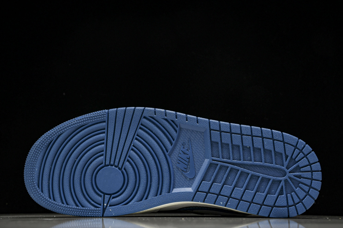 Jordan 1 Mid SE Industrial Blue
