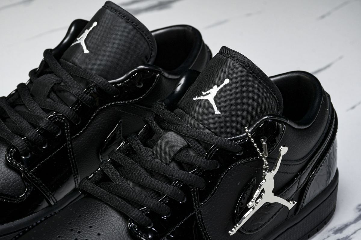 Jordan 1 Low SE Patent Elephant Black