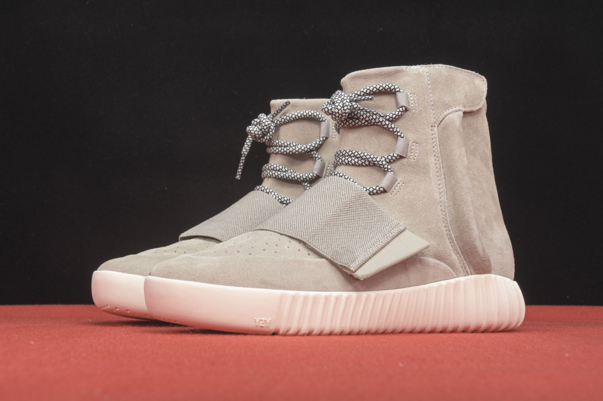ad*s Y**zy boost 750 og light brown